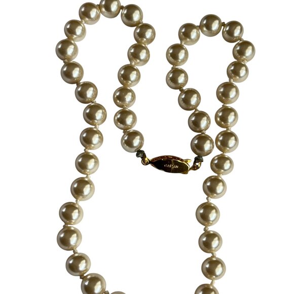 Vintage Lustrous Faux Pearl Necklace Hand Knotted Marked Japan - Picture 1 of 8